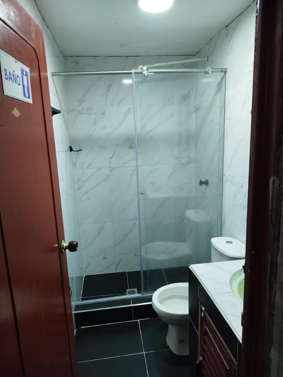Hostal La 18 Pereira Eksteriør billede